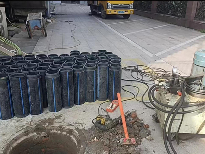 毛阳镇PE置换管厂家 DN315置换管 非开挖管短管置换